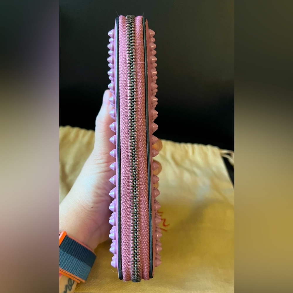 GUC Christian Louboutin Panneton Spike Long Zippy Wallet in Lilac color - Picture 7 of 12